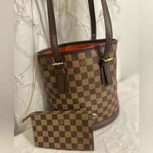 ⭕️sold other site⭕️ Louis Vuitton Bucket bag Damier Ebene medium with pouch
